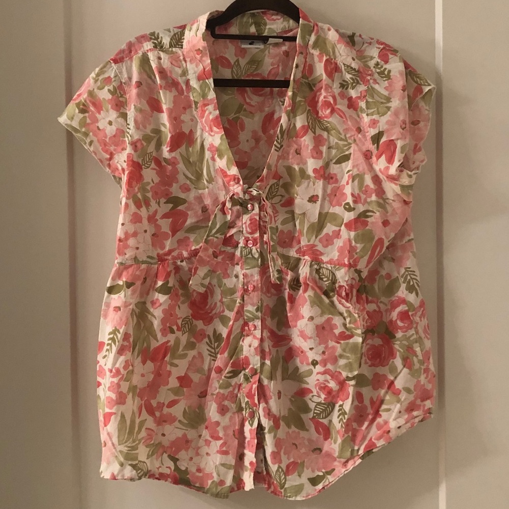 NEW white with flowers blouse
